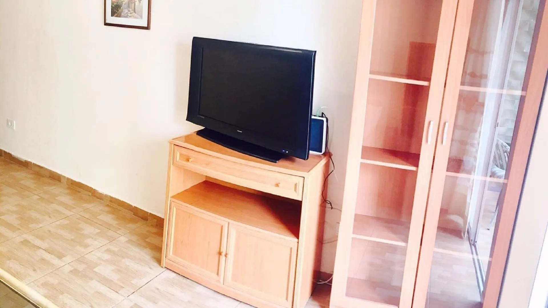 Appartamento In Avenida Suecia 阿罗纳